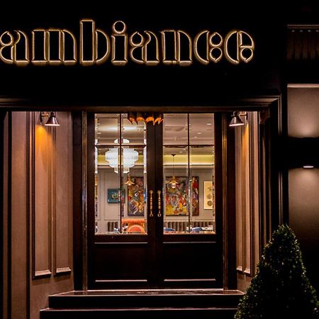 Ambiance Boutique Art Hotel Lahore Exteriör bild Entrance to the restaurant