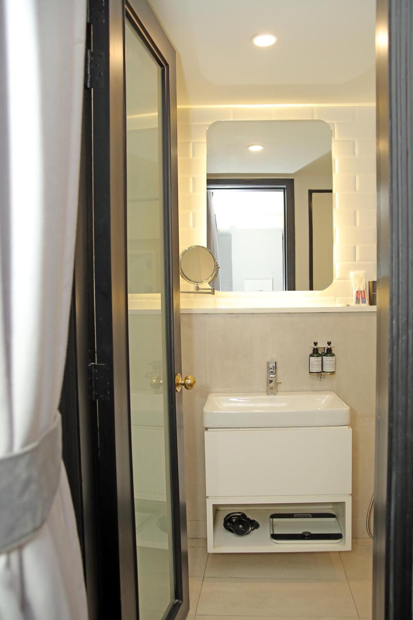 Ambiance Boutique Art Hotel Lahore Rum bild A wet room